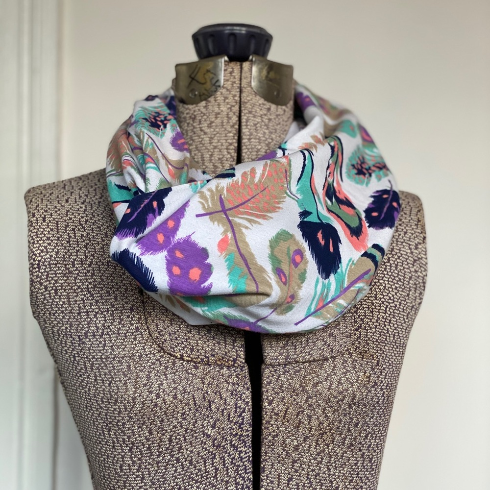 Infinity scarf